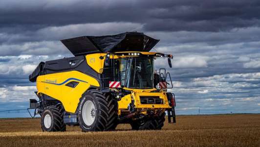 С/х шины Michelin CereXbib 2 вошли в комплектацию комбайна New Holland CR11