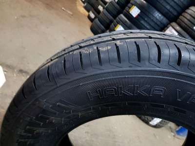 Nokian Tyres Hakka Van 225/65 R16C 112/110T