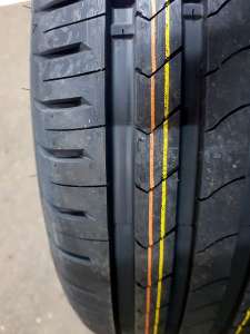 Kumho Ecsta HS51 215/55 R18 95H