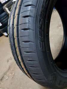 Kumho Ecsta HS51 215/55 R18 95H