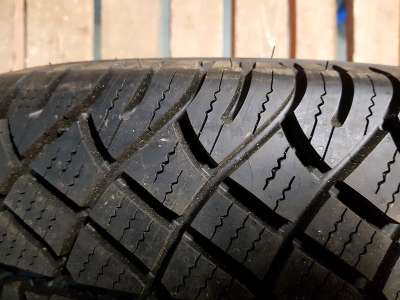 Michelin Latitude Cross 215/70 R16 104H