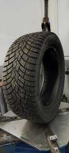 Pirelli Scorpion Ice Zero 2 255/50 R19 107H