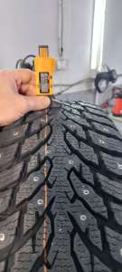 Ikon Tyres (Nokian) Autograph Ice 9 SUV 235/55 R19 105T