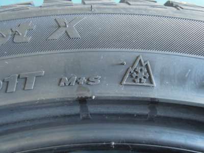 Hankook Winter i*Cept X RW10 255/45 R20 101T