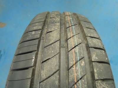 Kumho Ecsta HS52 185/65 R15 88H