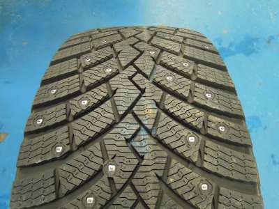 Pirelli Scorpion Ice Zero 2 275/45 R21 110H