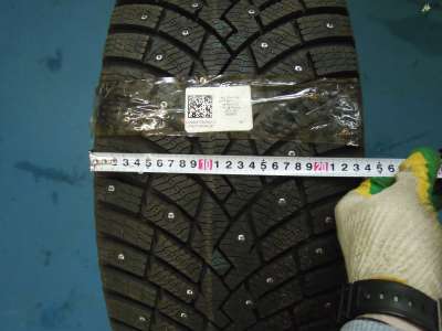 Pirelli Scorpion Ice Zero 2 275/45 R21 110H