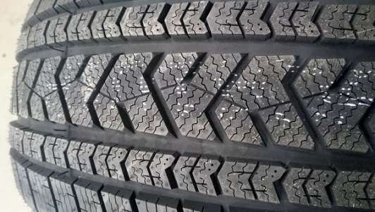 Tourador Winter Pro TSU1 245/40 R20 99V