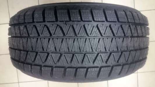 Bridgestone Blizzak DM-V3 225/55 R18 98T