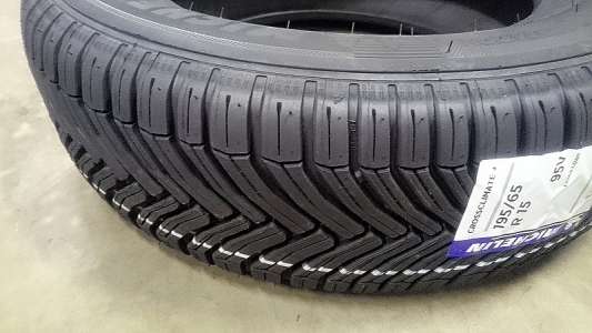 Michelin CrossClimate+ 195/50 R15 86V