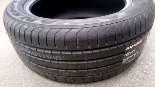 Yokohama Advan Sport V105S 275/55 R19 111W