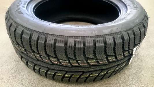 BFGoodrich Winter T/A KSI 235/55 R17 99T