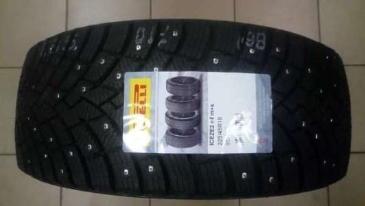 Pirelli Ice Zero 2 215/55 R16 97T