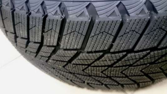 Nexen Winguard Ice Plus 185/65 R14 90T