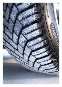 Goodyear Ultra Grip Ice 3 225/50 R18 99T