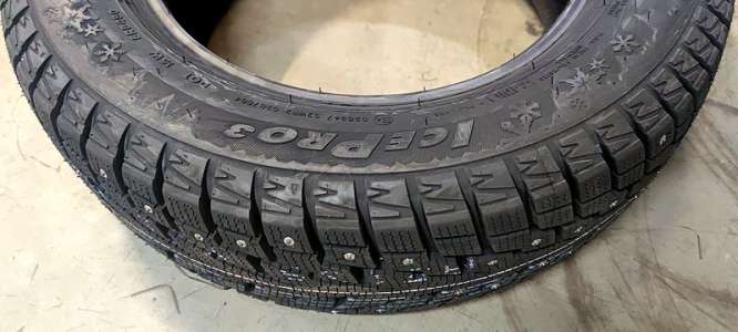 GT Radial Champiro IcePro 3 225/50 R17 98T