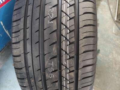 Arivo Ultra ARZ4 245/40 R19 98W