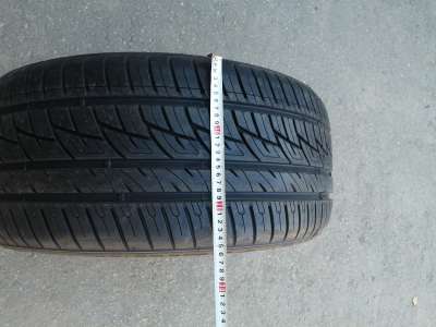 Delinte DS8 275/40 R20 106W