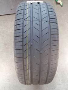 Kumho Ecsta HS52 235/45 R18 98W