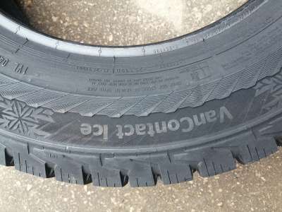 Continental VanContact Ice 185/75 R16C 104/102R