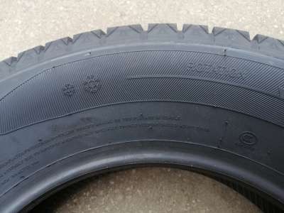 Boto BS66 215/70 R16 100S