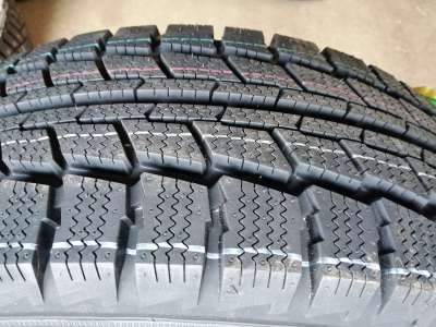 Triangle LL01 195/70 R15C 104/102Q