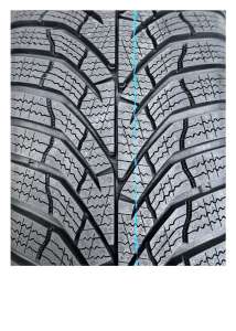 Kumho WP52 215/50 R19 93H