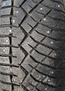 Nitto Therma Spike 185/65 R14 86T