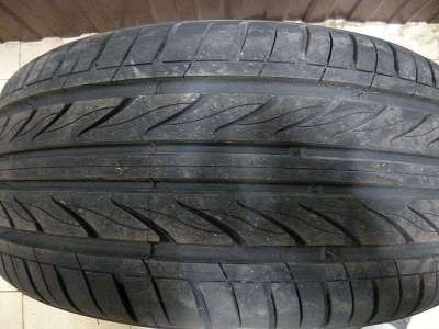 Delinte D7 225/40 R19 93W