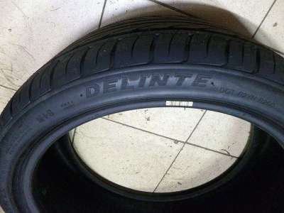 Delinte D7 225/40 R19 93W