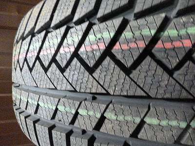 Continental ContiWinterContact TS850 265/40 R22 106V