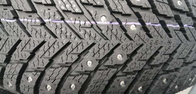 Nokian Tyres Hakkapeliitta 10p SUV 245/65 R17 111T