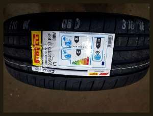 Pirelli Cinturato P7 Seal-Inside 225/45 R18 95W