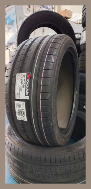 Yokohama Advan Sport V107E 275/40 R21 107Y