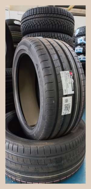 Yokohama Advan Sport V107E 275/40 R21 107Y