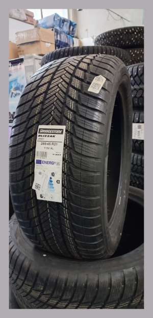 Bridgestone Blizzak LM001 RunFlat 285/45 R21 113V