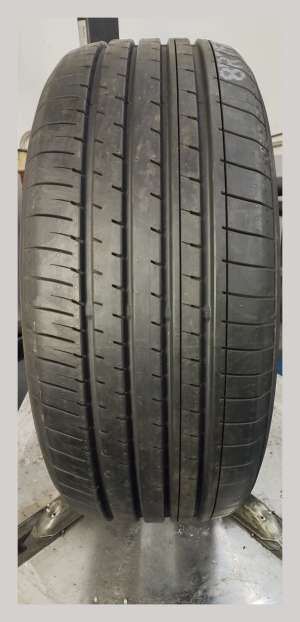 Yokohama BluEarth-XT AE61 235/50 R18 97V