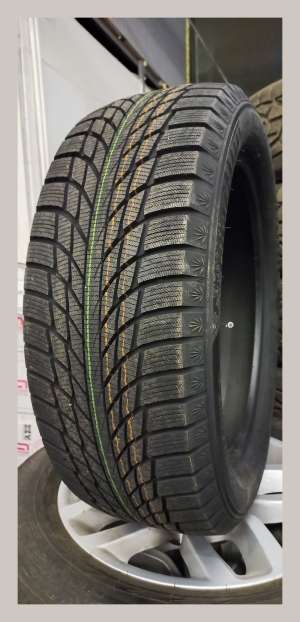 Kumho Wintercraft WI51 215/50 R17 95T