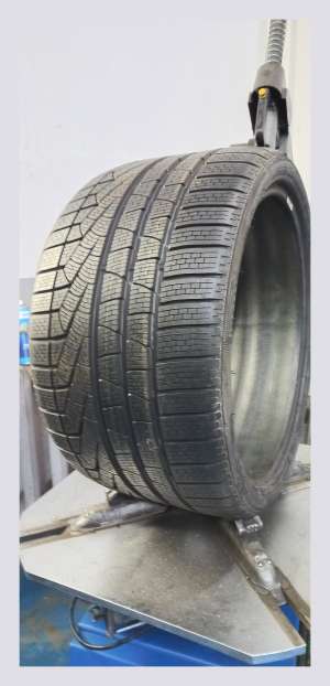 Pirelli Winter SottoZero 2 295/30 R19 100V