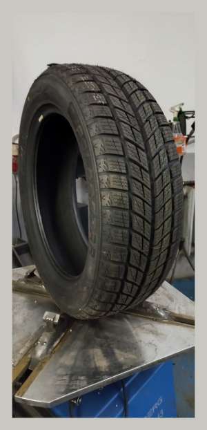 Headway HW505 215/55 R18 95H