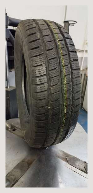 Kumho Winter Portran CW51 215/70 R15C 109/107R