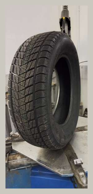 Boto WD69 235/65 R17 104T