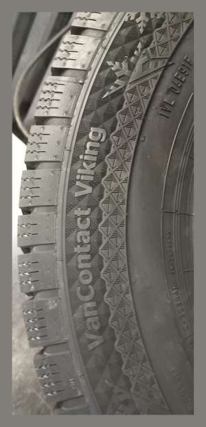 Continental VanContact Viking 205/70 R15C 106/104R