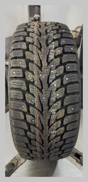 Kumho WinterCraft Ice Wi32 235/45 R18 98T