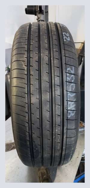 Yokohama BluEarth-XT AE61 235/60 R18 103W