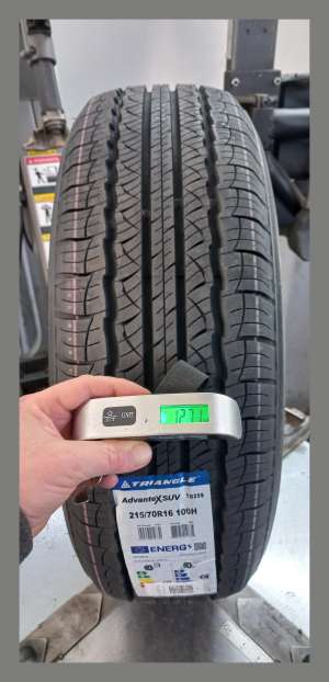 Triangle TR259 SUV 215/70 R16 100H