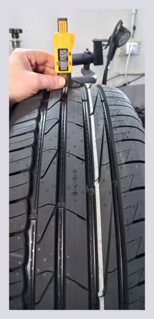 Ikon Tyres (Nokian) Autograph Aqua 3 SUV 235/65 R17 108H