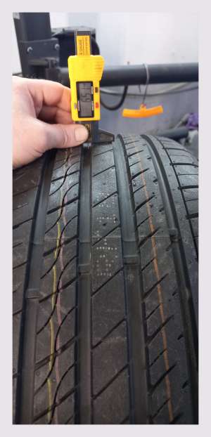 Roadmarch L-Zeal 56 RunFlat 225/45 R18 95W