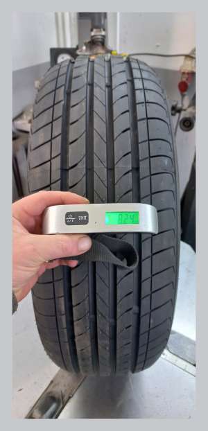 LingLong Green-Max HP010 205/60 R16 92V