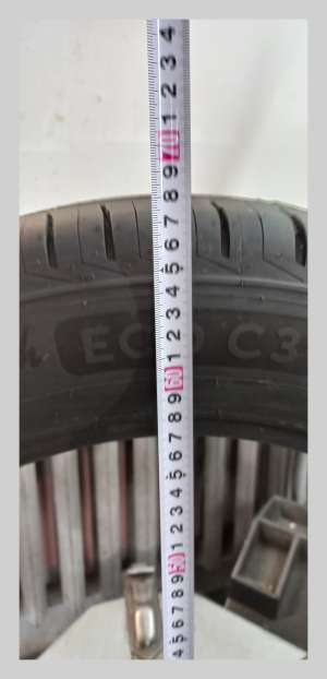 Ikon Tyres (Nokian) Autograph Eco C3 215/60 R17C 109/107H